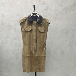 Elegant Tan Sleeveless Dress